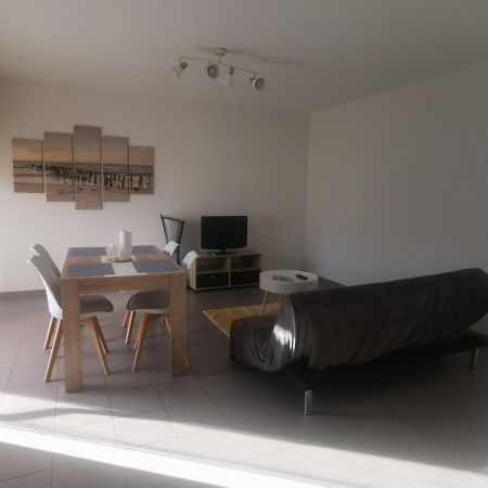 Appartement T2 Accessible Pmr Avec Terrasse Et Garage Onet-le-Château Buitenkant foto